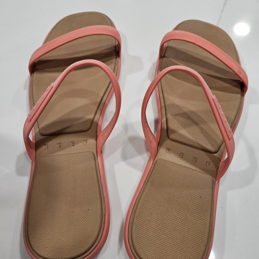 Reef Women's Coral and Tan Sandals